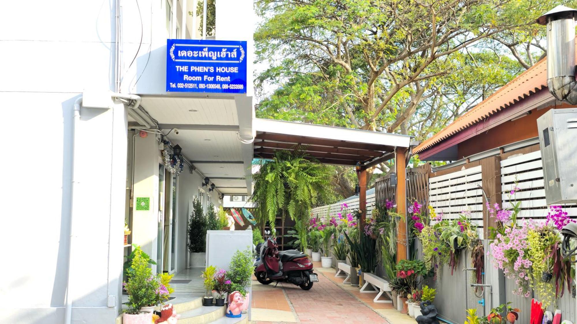 The Phen House Hotel Hua Hin Bagian luar foto