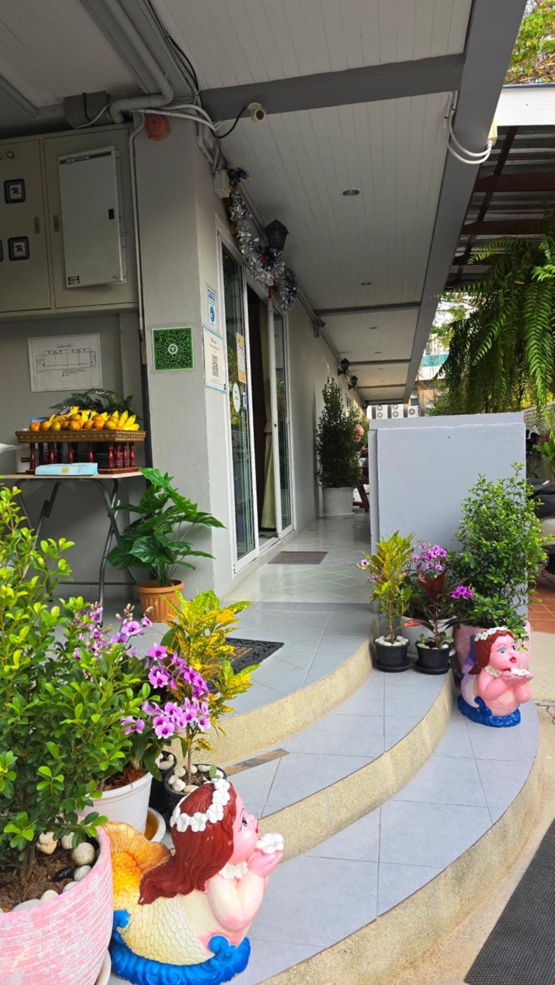The Phen House Hotel Hua Hin Bagian luar foto