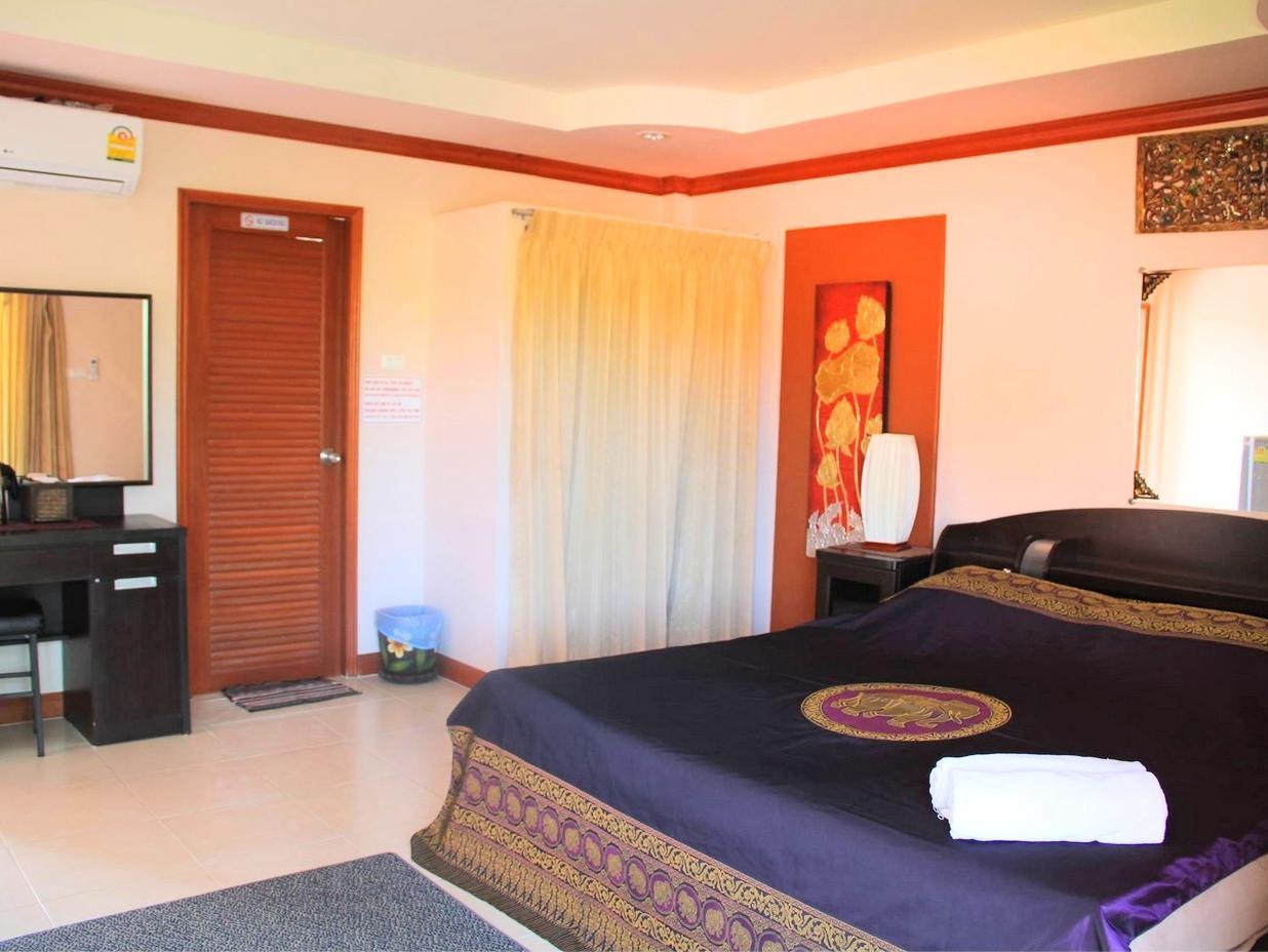 The Phen House Hotel Hua Hin Bagian luar foto